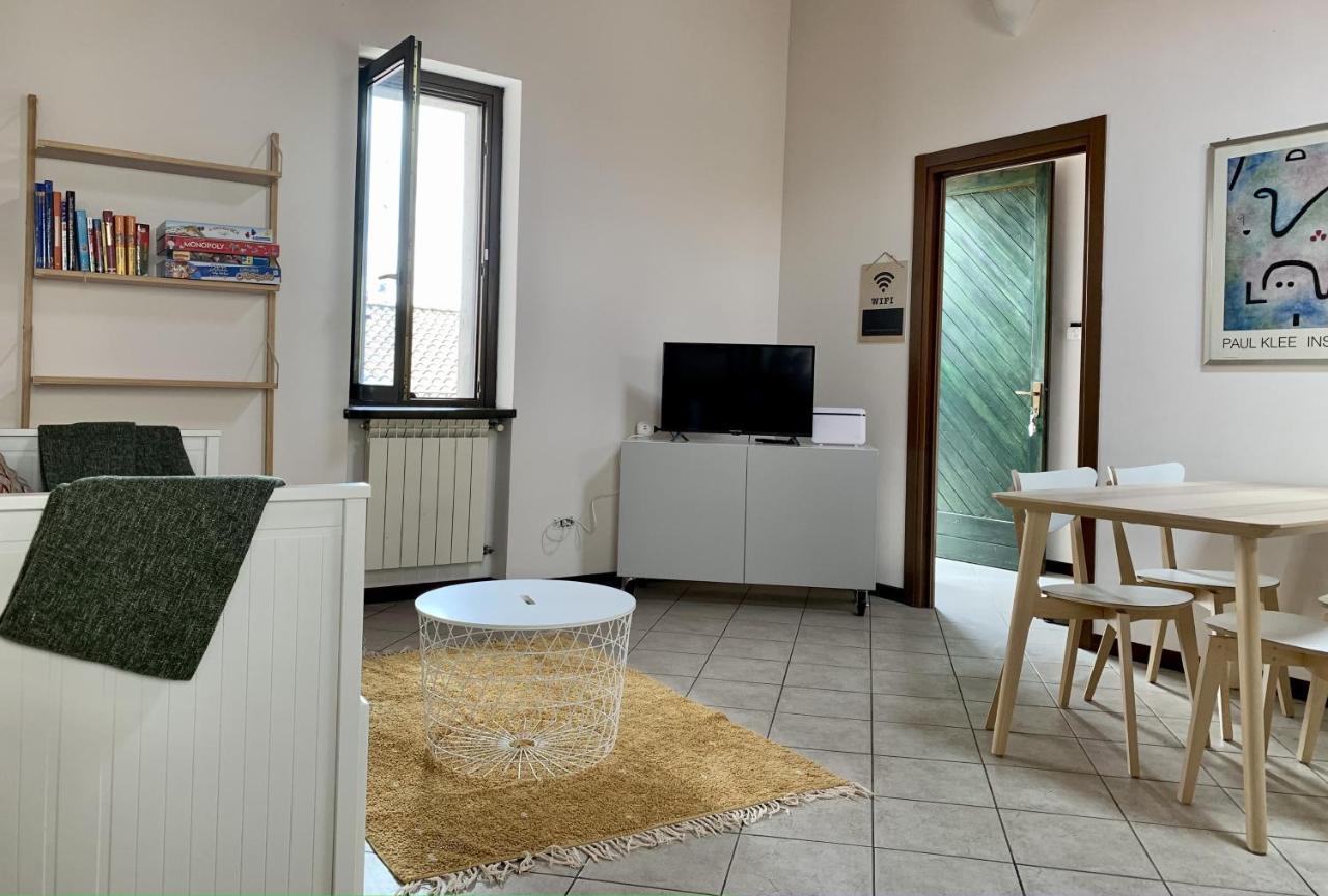 Apartamento Il Nido Castelletto sopra Ticino Exterior foto